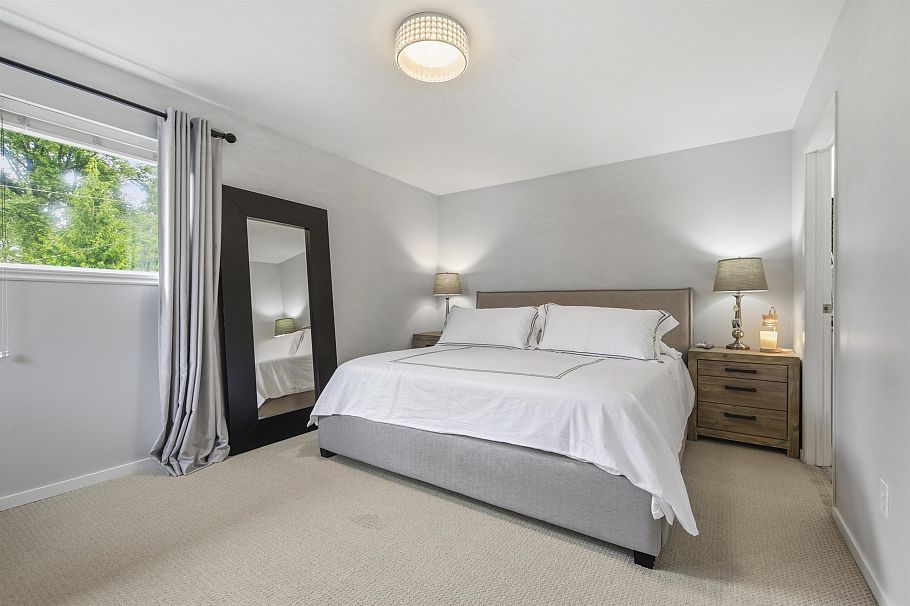 1659 Deep Cove Road North Vancouver, BC - 16