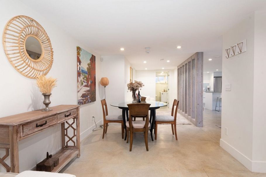 2420 Edgemont Boulevard North Vancouver, BC - 20