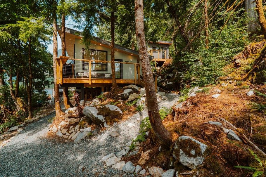 14 E Croker Island North Vancouver, BC - 40