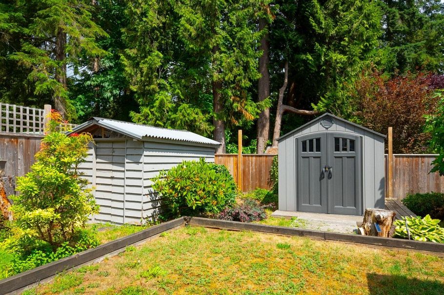 2420 Edgemont Boulevard North Vancouver, BC - 33