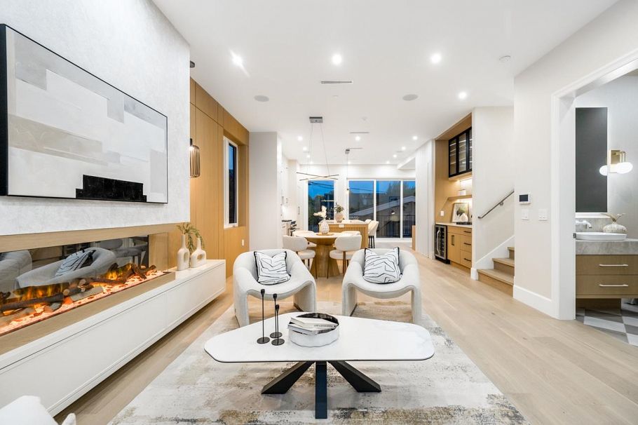 2078 W 57th Avenue Vancouver, BC - 7