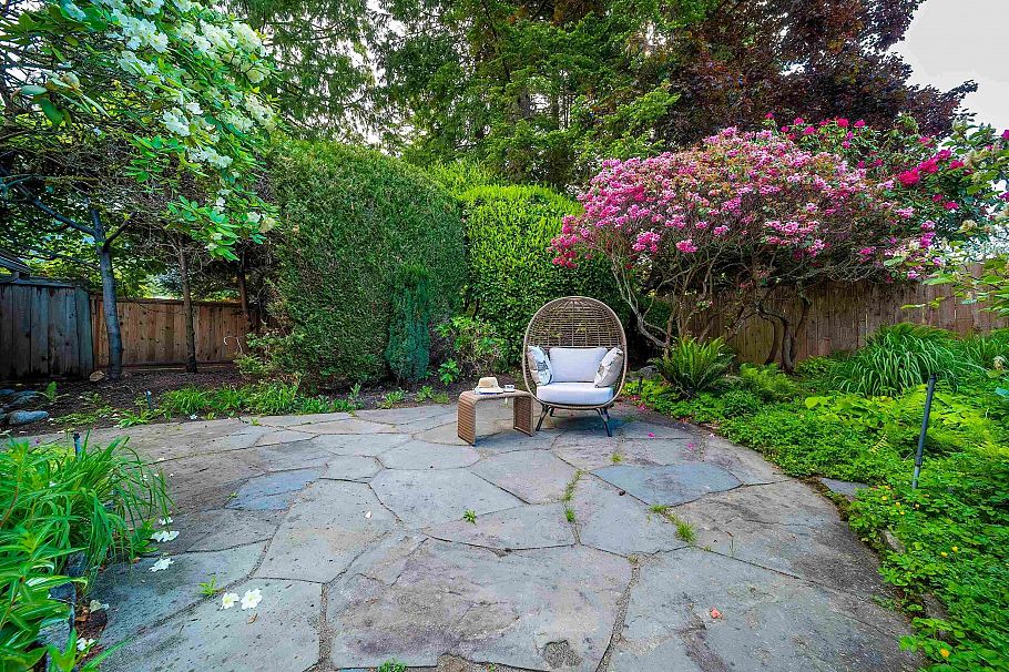 4096 Sunset Blvd Boulevard North Vancouver, BC - 29