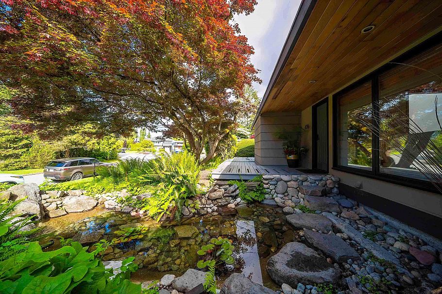 4096 Sunset Blvd Boulevard North Vancouver, BC - 28