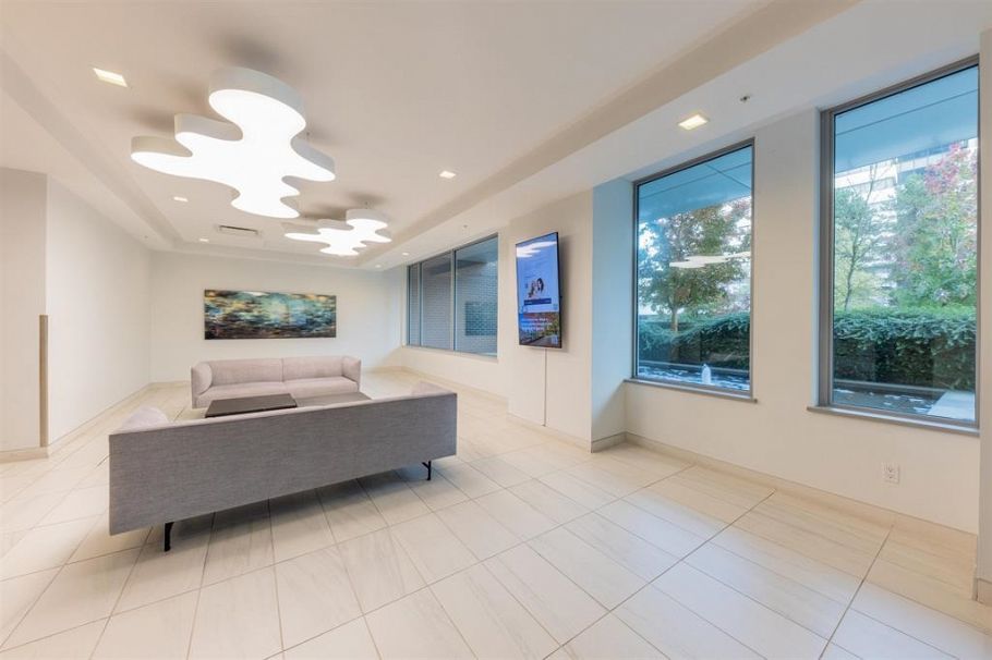 3203 5665 Boundary Road Vancouver, BC - 2
