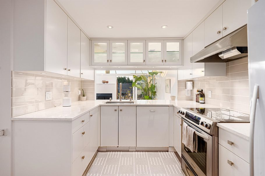 832 W 7th Avenue Vancouver, BC - 14