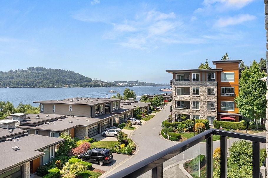305 3911 Cates Landing Way North Vancouver, BC - 2