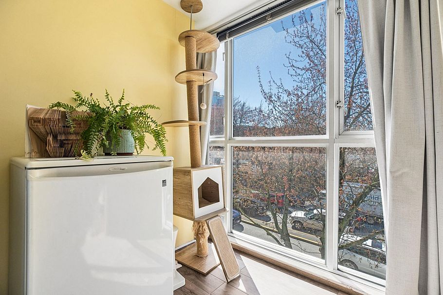 219 288 E 8th Avenue Vancouver, BC - 13