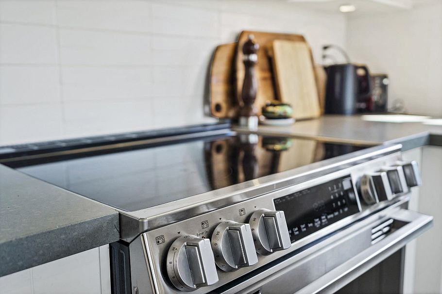 902 1165 Burnaby Street Vancouver, BC - 14