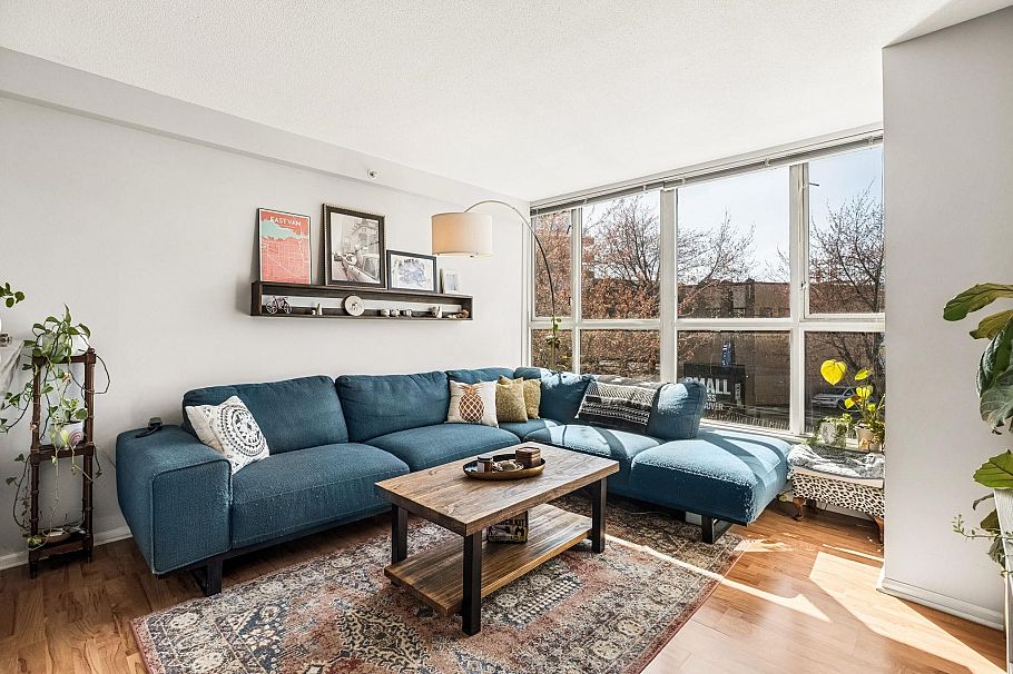 219 288 E 8th Avenue Vancouver, BC - 2