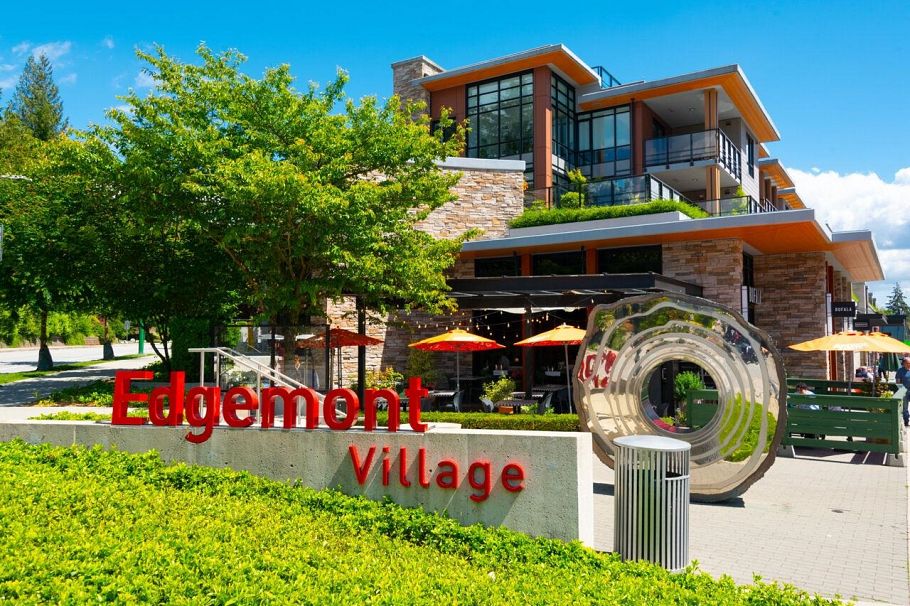 2420 Edgemont Boulevard North Vancouver, BC - 34