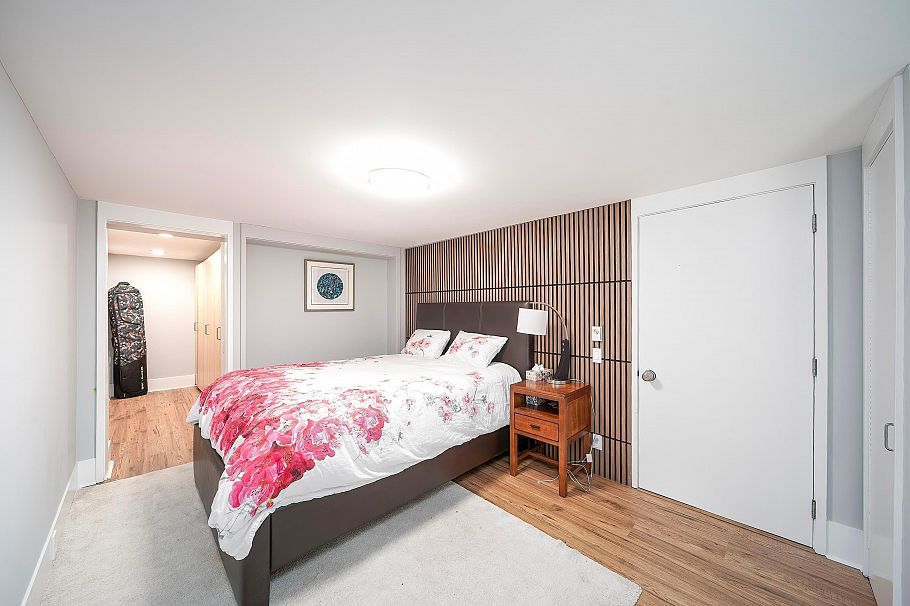 4096 Sunset Blvd Boulevard North Vancouver, BC - 19