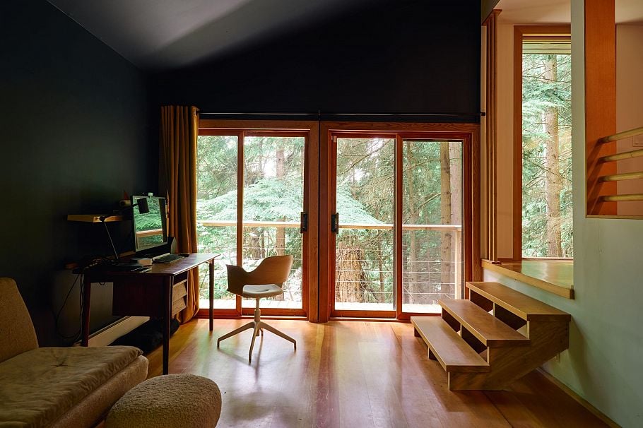 4759 Mountain Highway North Vancouver, BC - 9