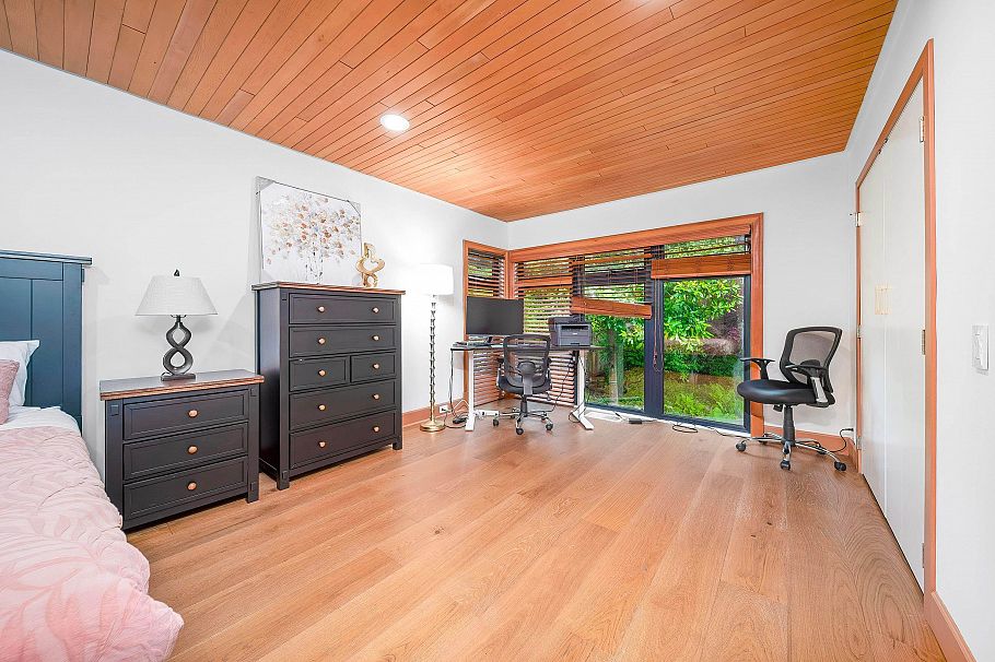 4096 Sunset Blvd Boulevard North Vancouver, BC - 15