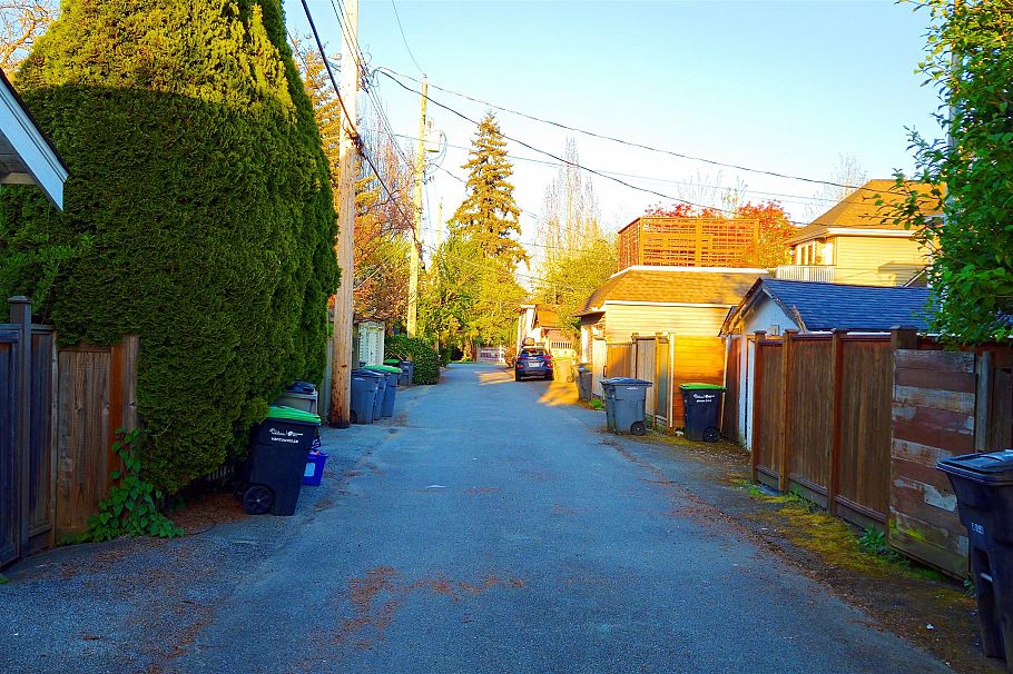 3259 W 7th Avenue Vancouver, BC - 13