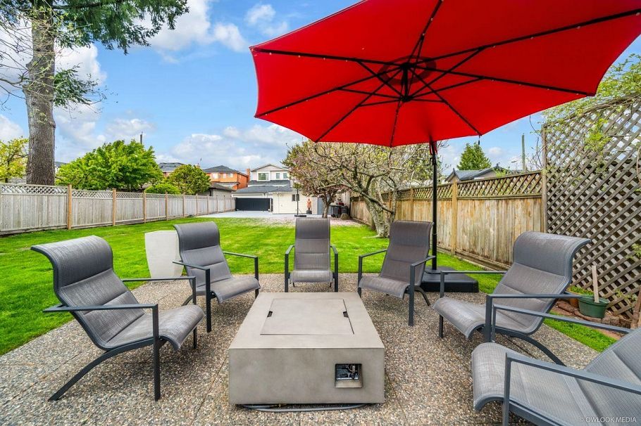 727 W 66th Avenue Vancouver, BC - 5