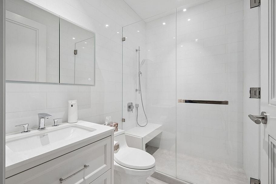 4021 W 28th Avenue Vancouver, BC - 30