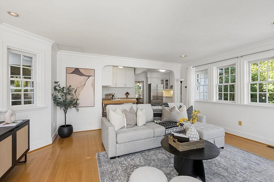3933 W King Edward Avenue Vancouver, BC - 8