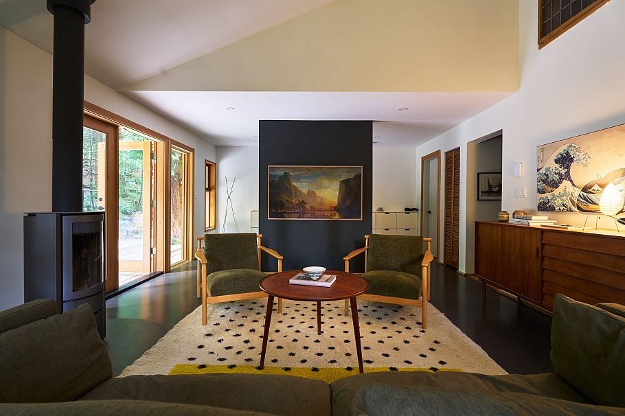 4759 Mountain Highway North Vancouver, BC - 3