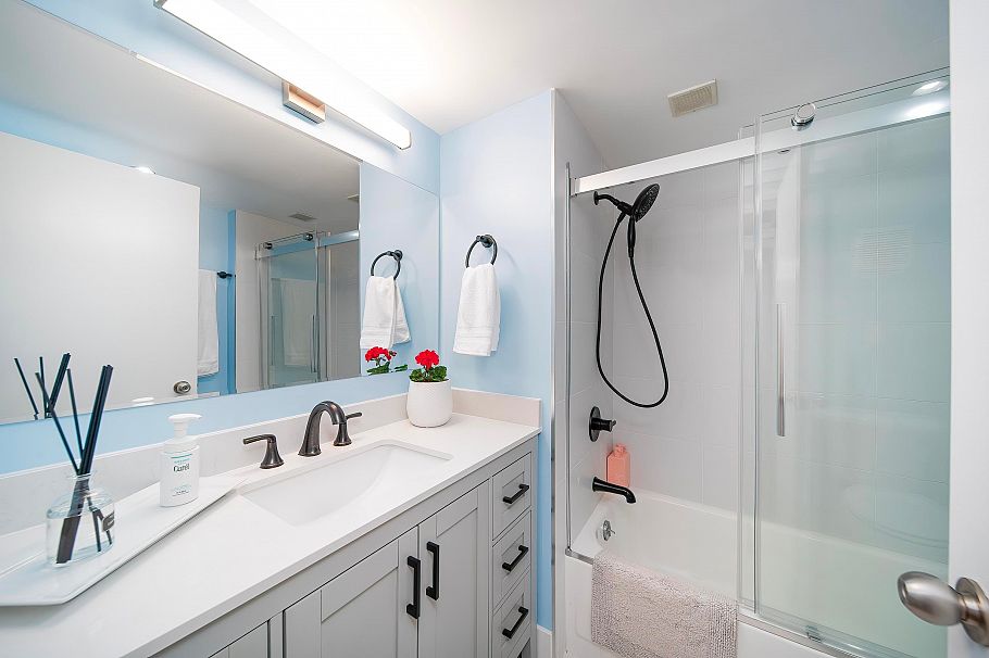 4096 Sunset Blvd Boulevard North Vancouver, BC - 22