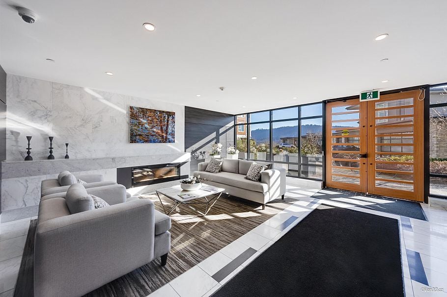 305 3911 Cates Landing Way North Vancouver, BC - 34