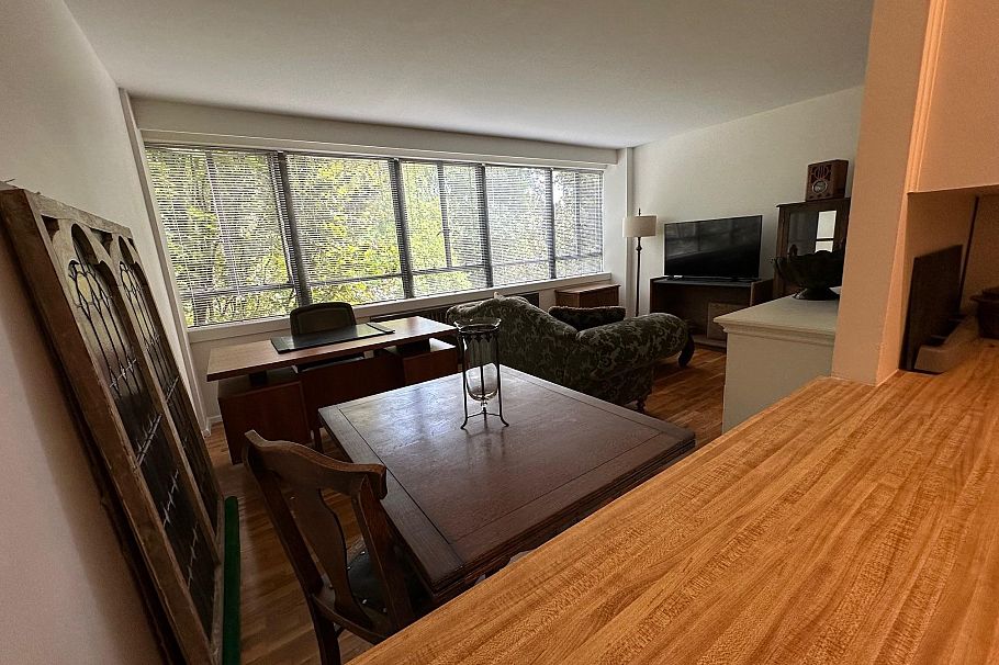 715 1445 Marpole Avenue Vancouver, BC - 6