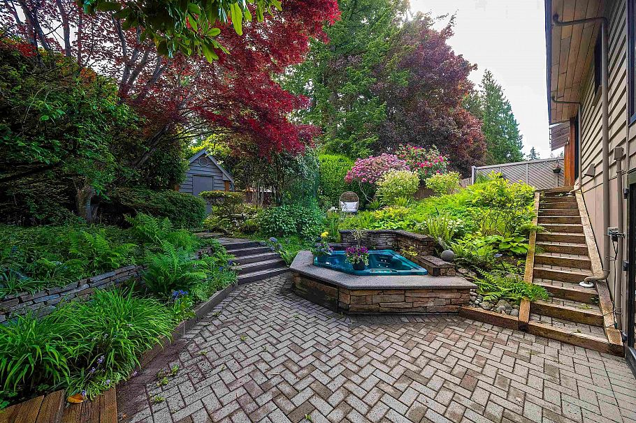 4096 Sunset Blvd Boulevard North Vancouver, BC - 30