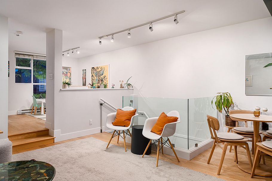 832 W 7th Avenue Vancouver, BC - 9