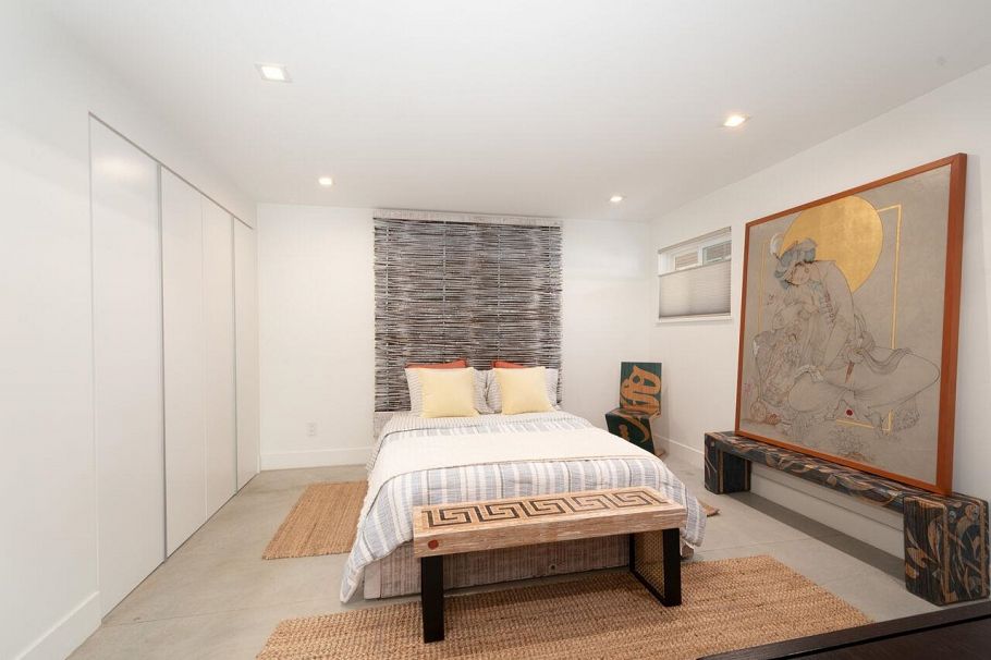 2420 Edgemont Boulevard North Vancouver, BC - 11