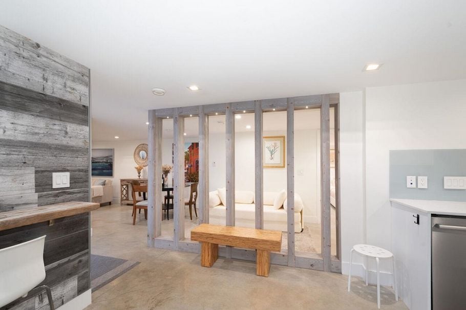 2420 Edgemont Boulevard North Vancouver, BC - 17