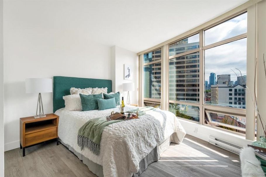 902 1200 Alberni Street Vancouver, BC - 9