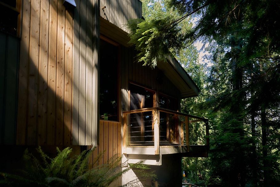 4759 Mountain Highway North Vancouver, BC - 38
