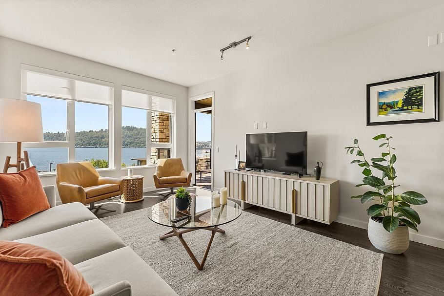 305 3911 Cates Landing Way North Vancouver, BC - 6