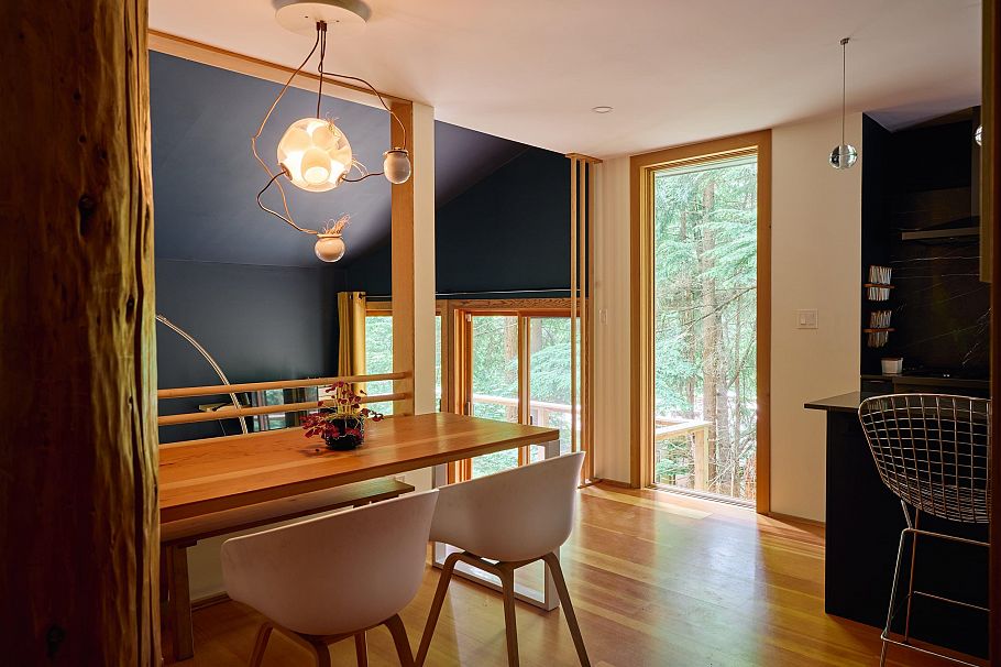 4759 Mountain Highway North Vancouver, BC - 24
