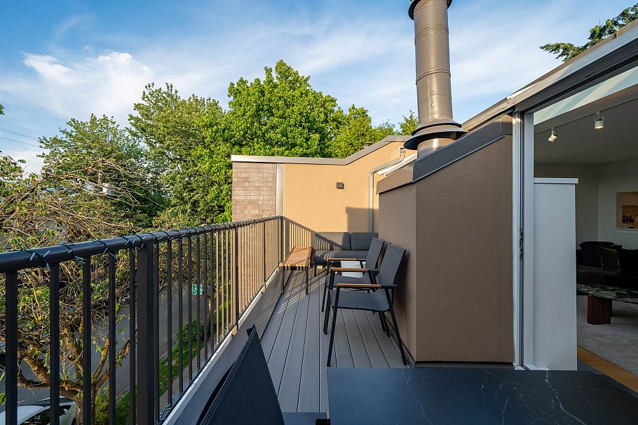 832 W 7th Avenue Vancouver, BC - 23