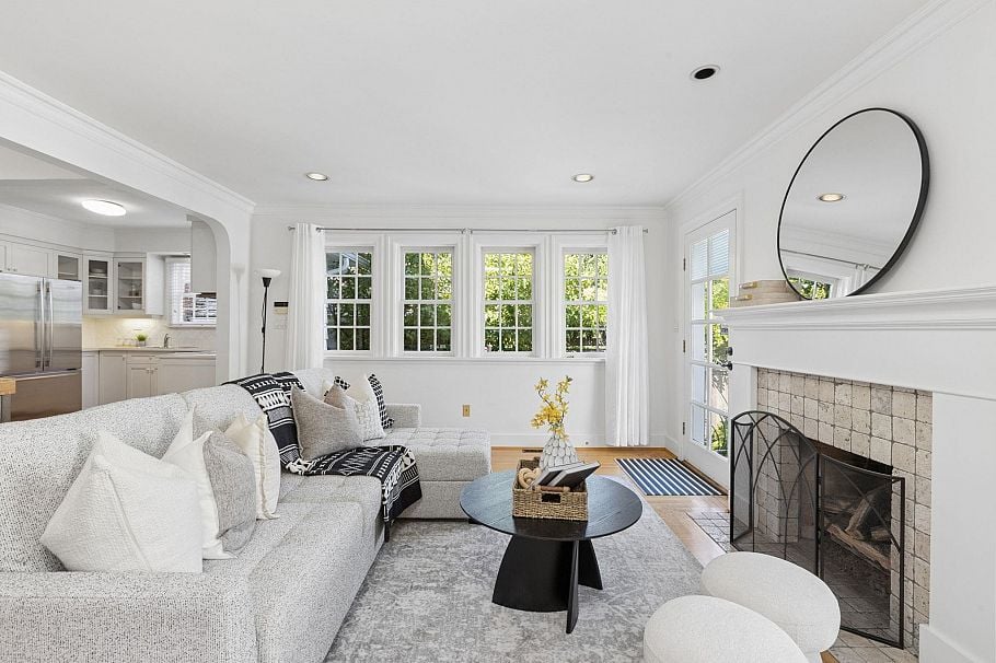 3933 W King Edward Avenue Vancouver, BC - 9