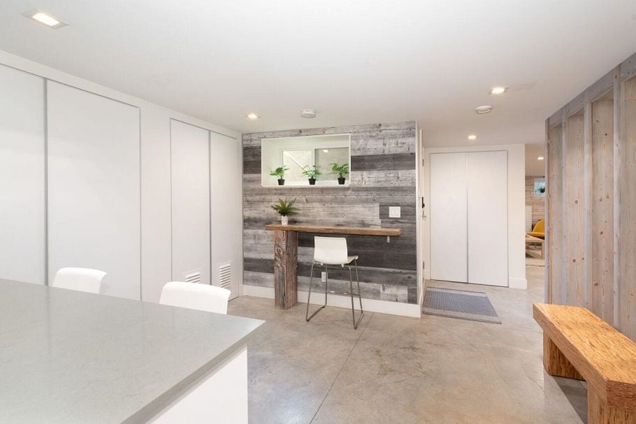 2420 Edgemont Boulevard North Vancouver, BC - 25