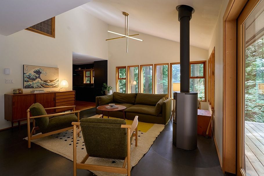 4759 Mountain Highway North Vancouver, BC - 12