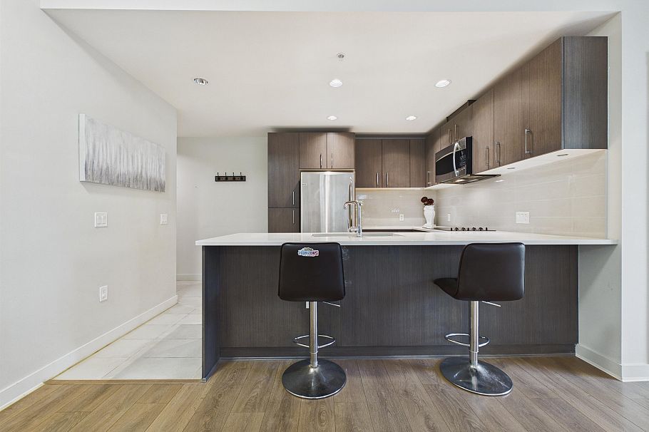 213 5983 Gray Avenue Vancouver, BC - 4