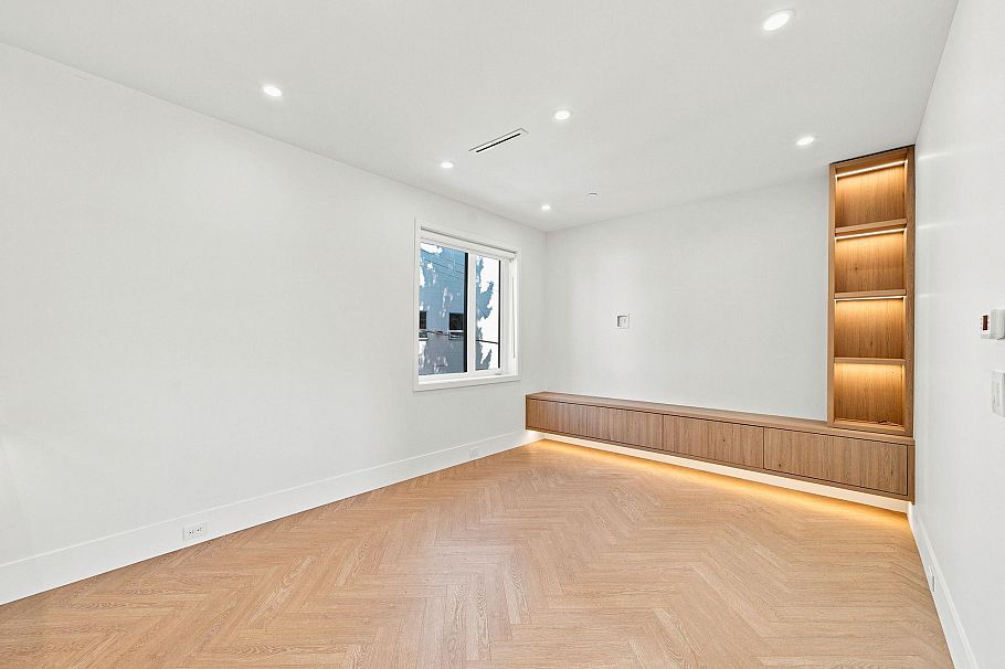 3 646 E 23rd Avenue Vancouver, BC - 17