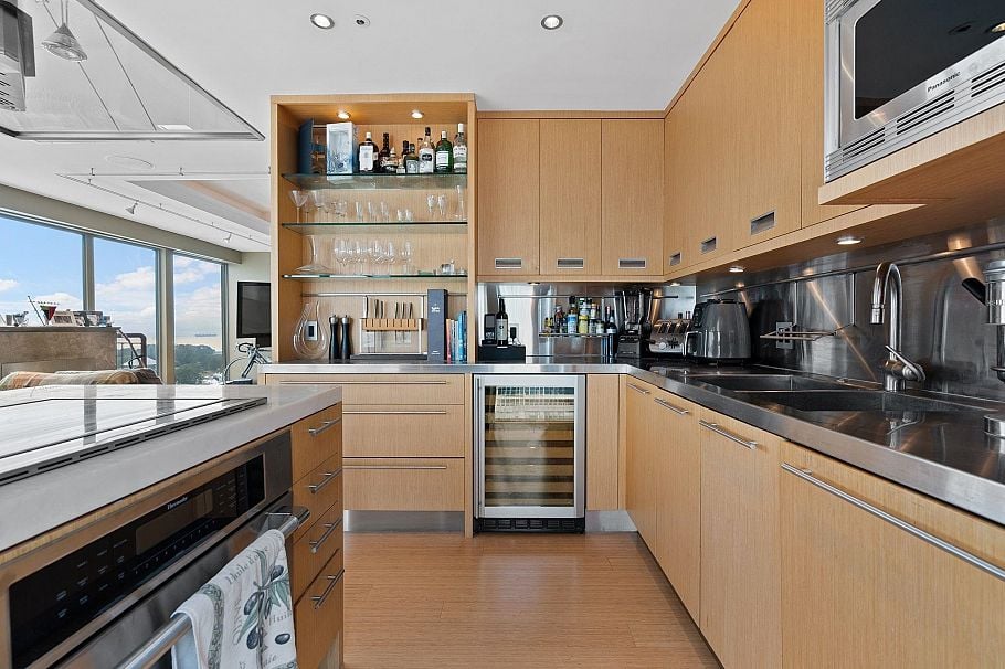 2302 1000 Beach Avenue Vancouver, BC - 19