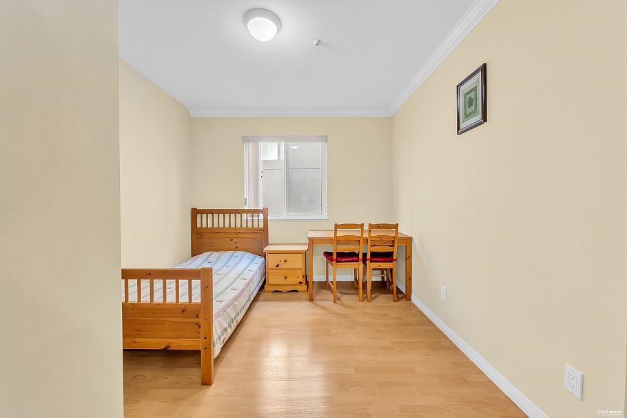 2866 E 44th Avenue Vancouver, BC - 30