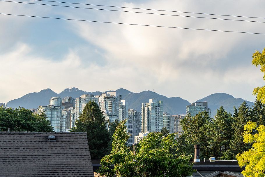 832 W 7th Avenue Vancouver, BC - 30