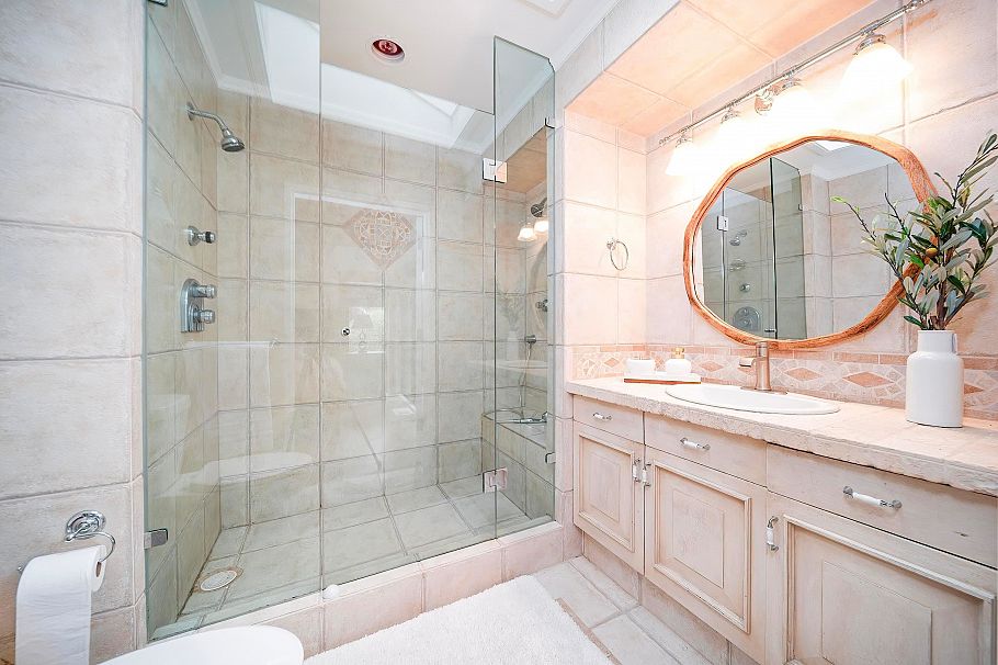 4096 Sunset Blvd Boulevard North Vancouver, BC - 16