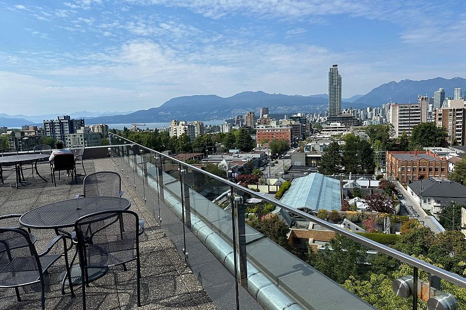 715 1445 Marpole Avenue Vancouver, BC - 12