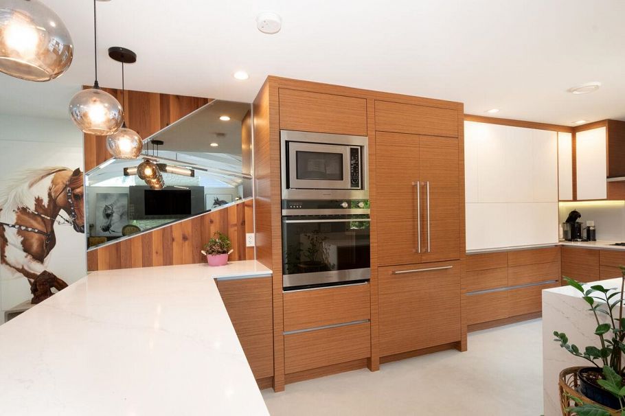 2420 Edgemont Boulevard North Vancouver, BC - 9