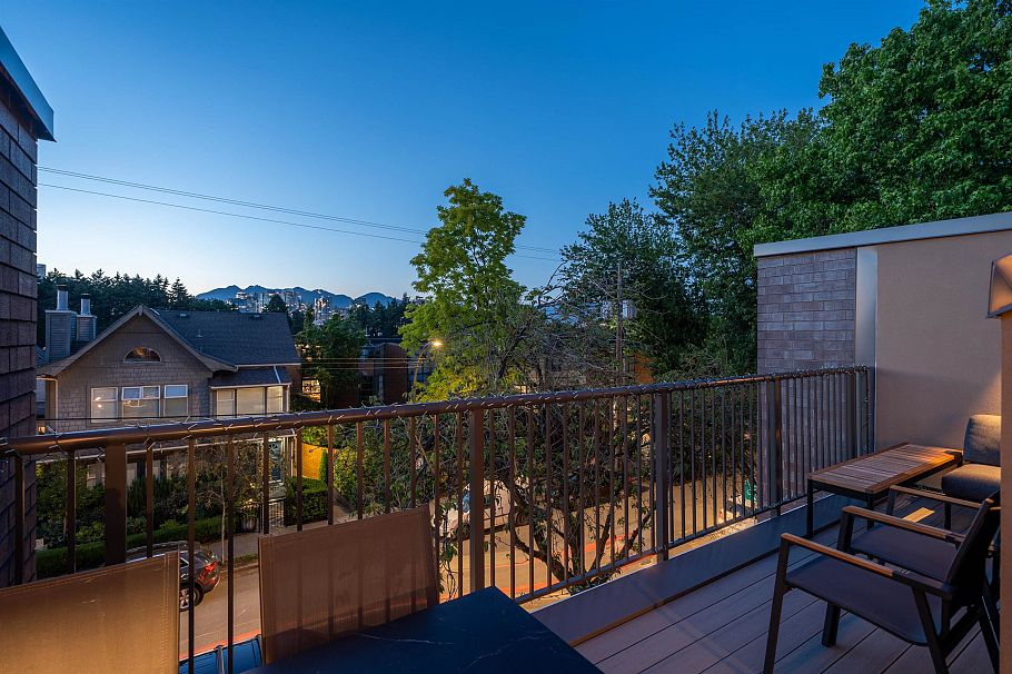 832 W 7th Avenue Vancouver, BC - 25