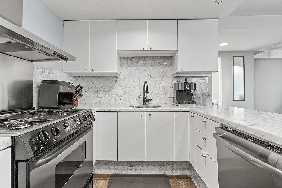 2709 501 Pacific Street Vancouver, BC - 11