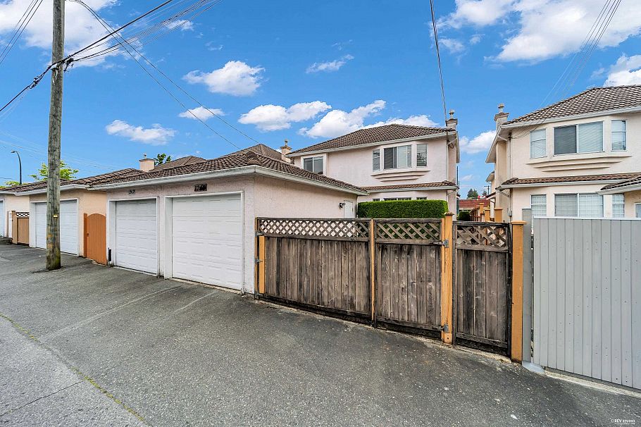 1268 Nanaimo Street Vancouver, BC - 28