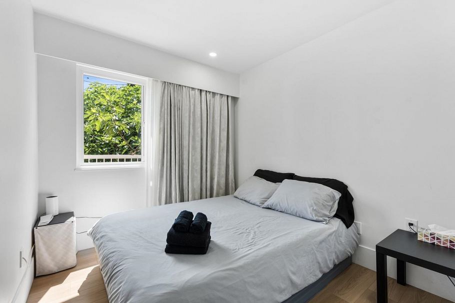 310 E 16th Avenue Vancouver, BC - 18