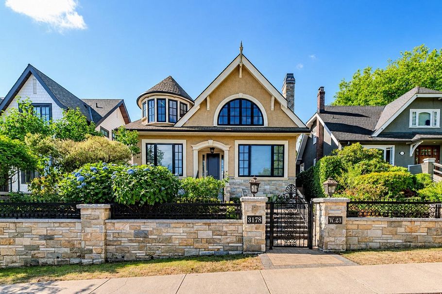 3178 W 23rd Avenue Vancouver, BC - 1